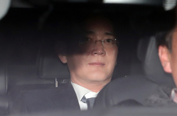 三星“太子”李在镕被批捕