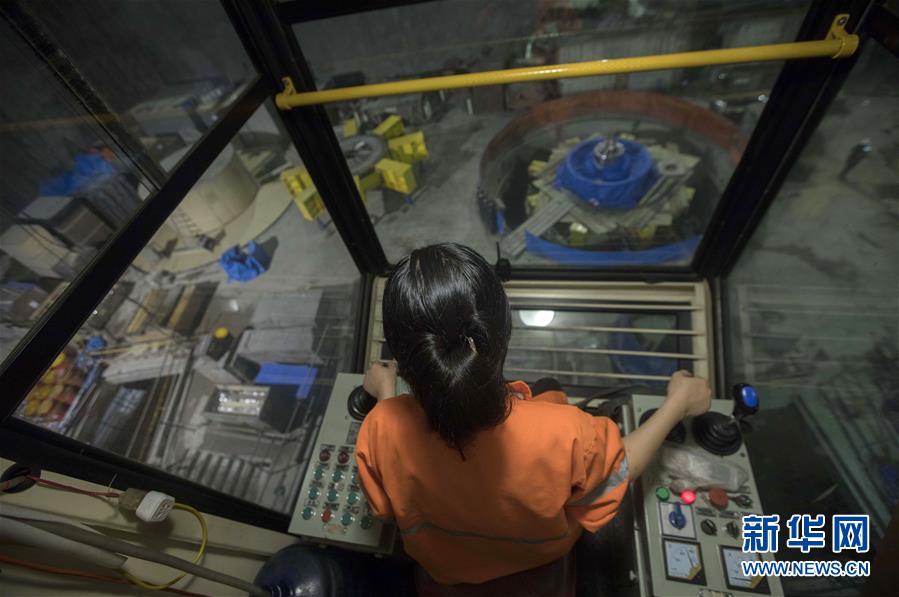 厄瓜多爾“中國造”水電站助力當地經濟發展