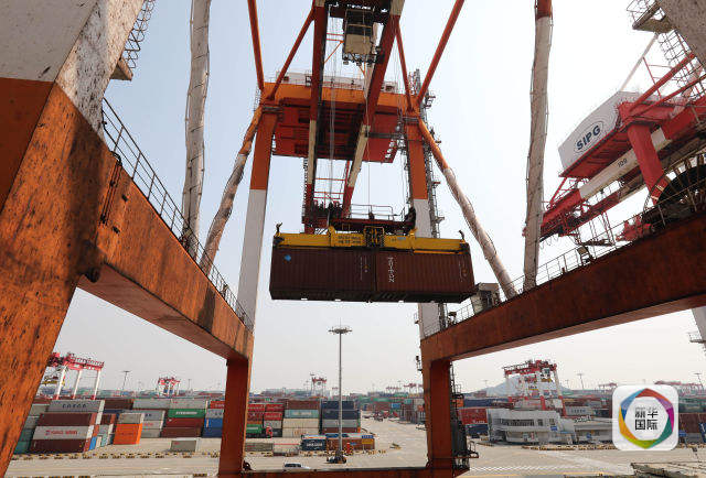 中歐遠洋貨輪續寫“海絲”時代傳奇