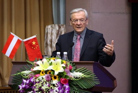奧地利前總理:中歐加強合作將對全球政治經(jīng)濟格局產(chǎn)生深遠影響