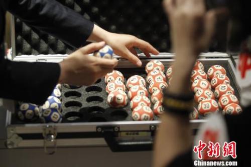 “龍蝦學院”刷屏網絡 還有哪些高校不走尋常路？