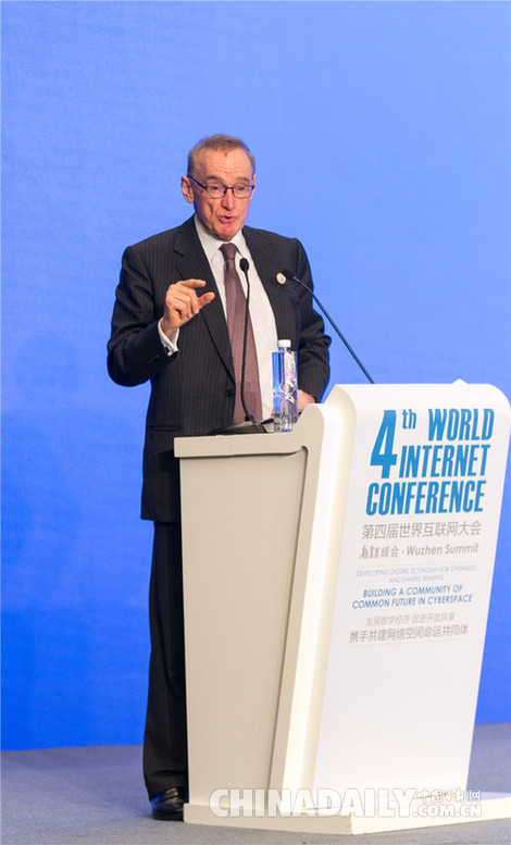 互聯(lián)網(wǎng)“大咖”共論新時(shí)代網(wǎng)絡(luò)傳播的責(zé)任與擔(dān)當(dāng)