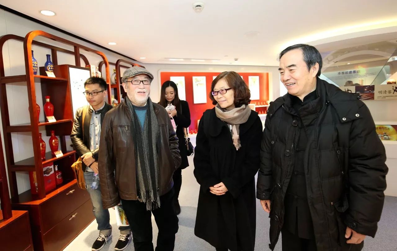 文學家園：大咖舉杯古井貢，共慶《收獲》60年！