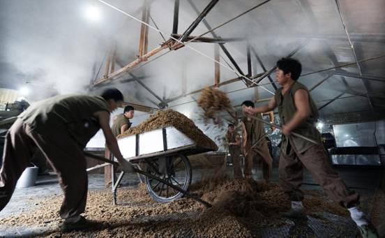 從“工匠精神”到“大國濃香”，看古井貢酒如何醞釀“中國釀造”的“品質(zhì)革命”？