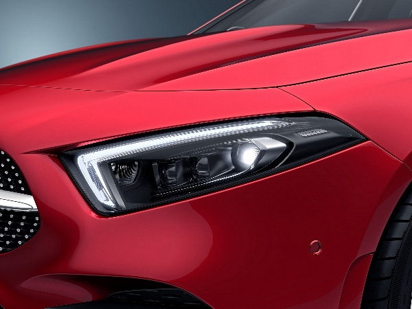 梅賽德斯-奔馳2018北京車展全陣容公布：3款全球首發(fā)，10余款市場首發(fā)