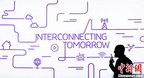 工信部表態(tài)加快推進(jìn)5G 適時(shí)發(fā)布頻譜規(guī)劃和商用牌照