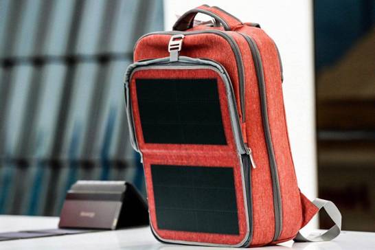 聽他們談談漢能這面“會發(fā)電的墻”