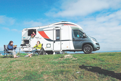 自駕游，能否“一路暢通”？