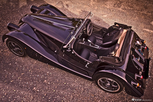 2013款摩根Plus 8官方圖