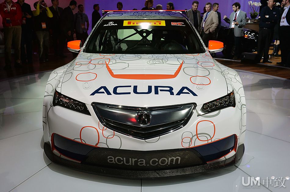 2015謳歌TLX GT賽車發(fā)布