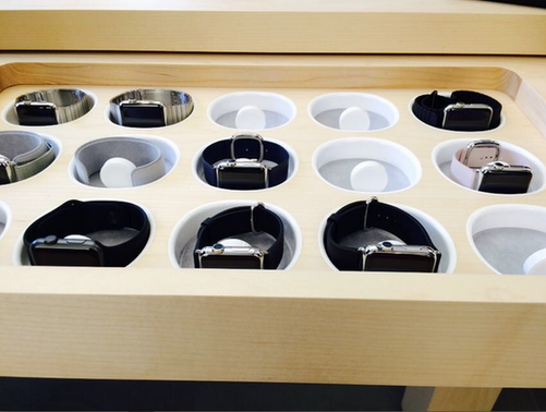 Apple Watch全球預約試戴今啟動 眾中國果粉赴店“嘗鮮”