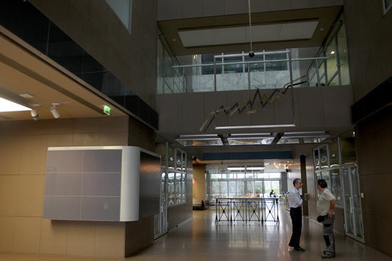 希臘銀行開門營業(yè) 物價(jià)上漲