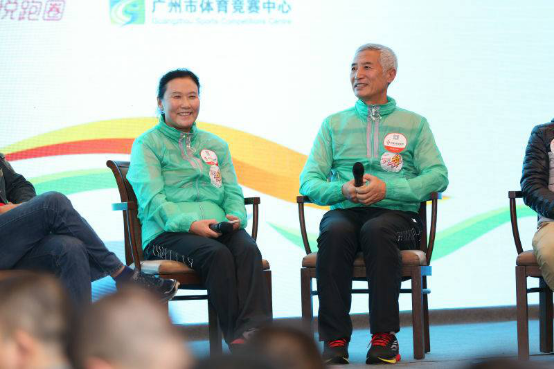 李響許飛聊跑步讓“第五場景”更有禮