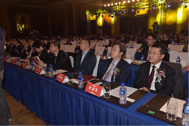 第一財(cái)經(jīng)新三板峰會在京召開 新三板制度創(chuàng)新待勢破局