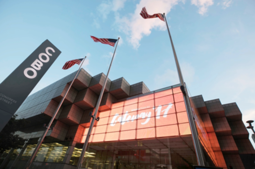 馬云的全球化之旅繼續(xù)，這次握手的是三千美國小企業(yè)主