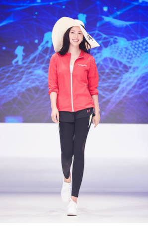 科技+時尚掀“戶外極客”潮流 探路者新品發布引業界矚目