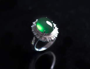 新型玉石亮相中國國際珠寶展