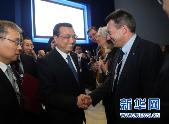 李克強在世界經濟論壇年會上發表特別致辭